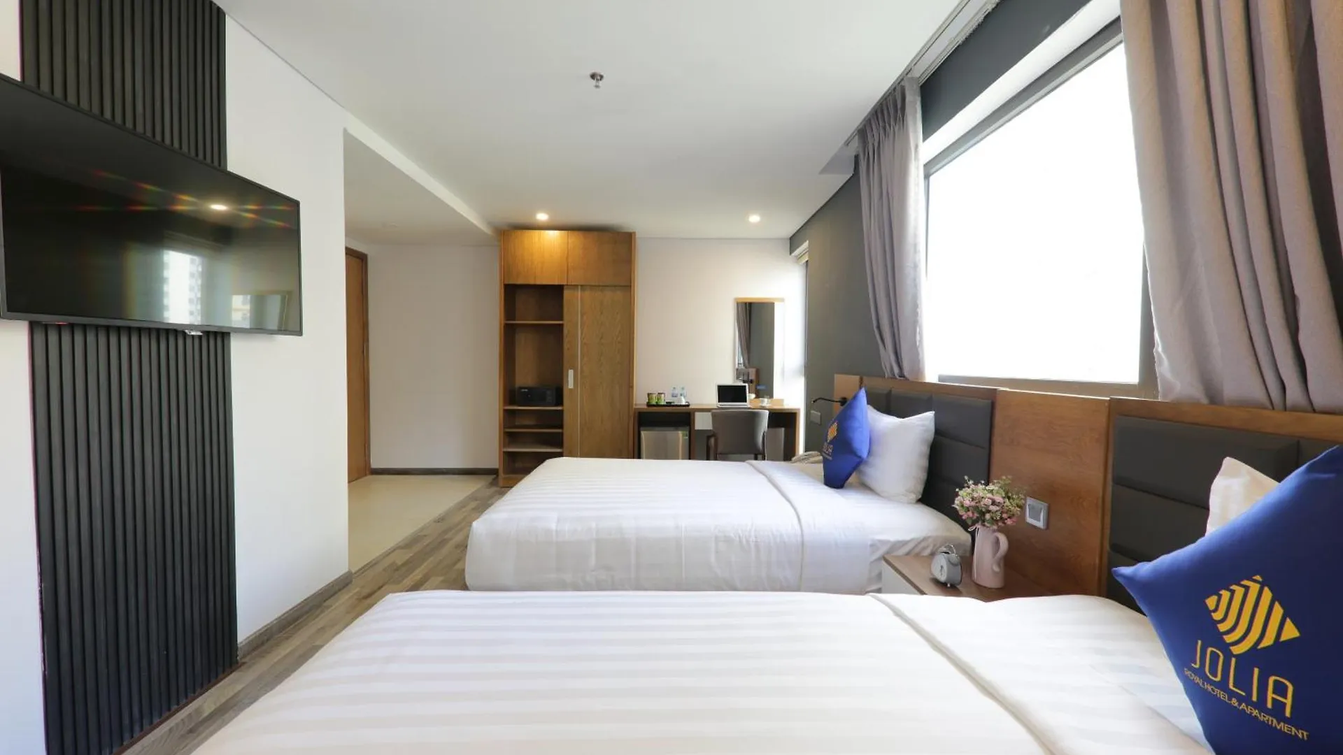 Jolia Hotel Danang Beach 4*, Da Nang Vietnam