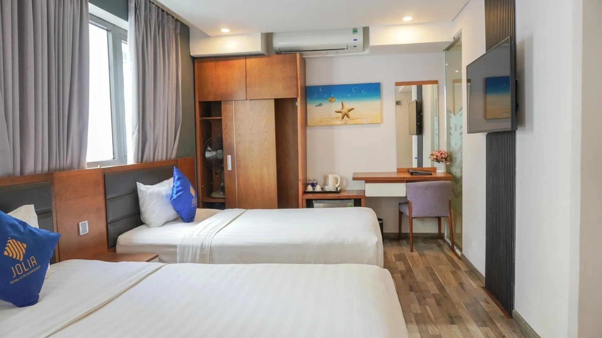 Jolia Hotel Danang Beach 4*, Da Nang Vietnam