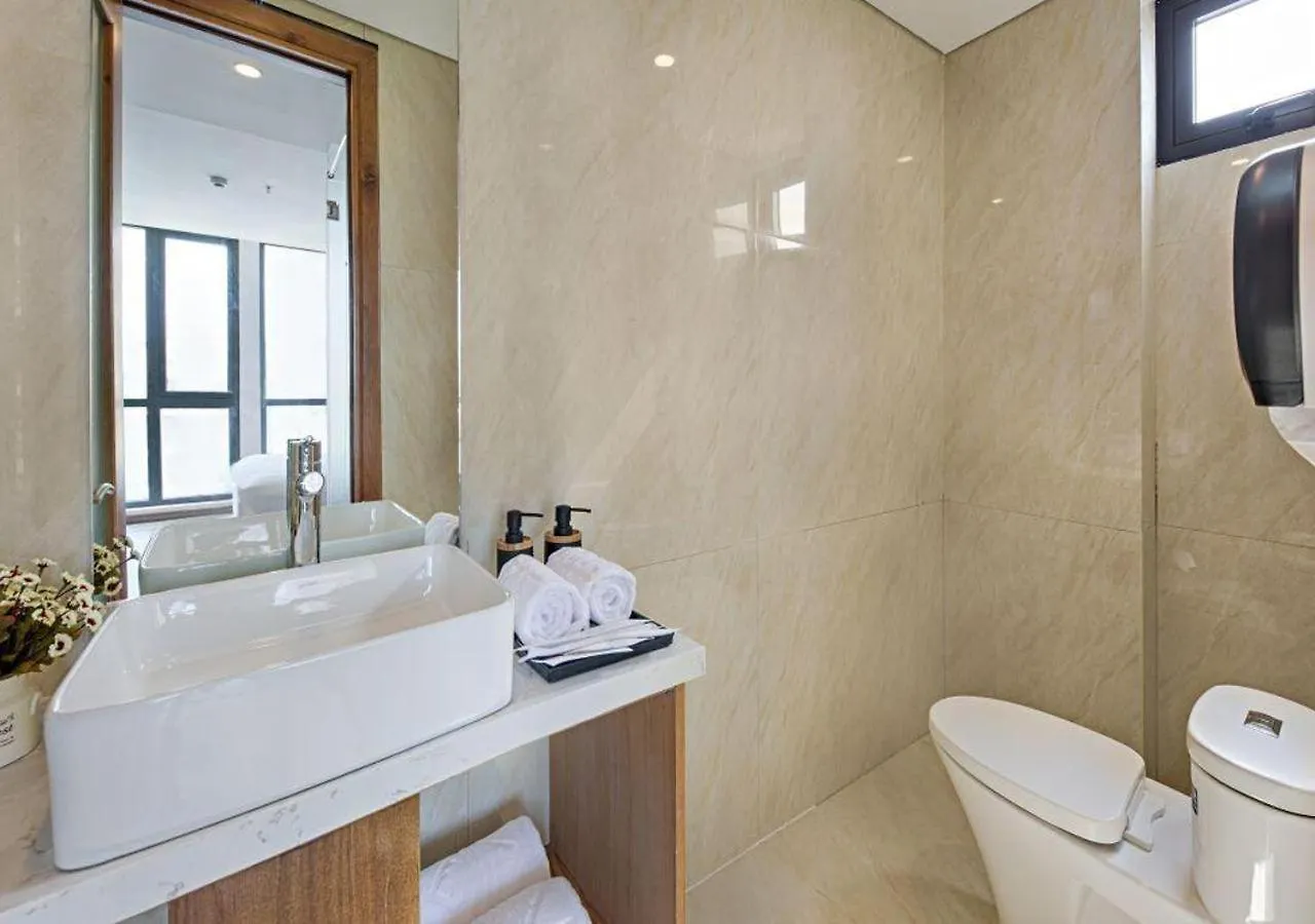 Jolia Hotel Danang Beach